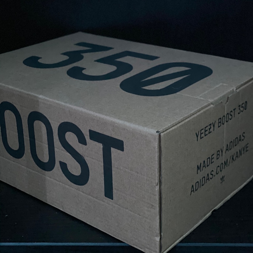Yeezy 350 Zebra Size 11 “Brand New” - Picture 6 of 6